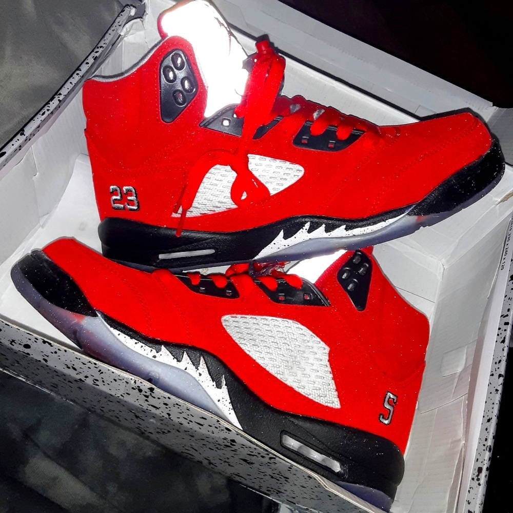 SHOES